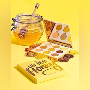 Colourpop 🍯 Uh-Huh Honey Yellow-Tone 9-Pan Powder Palette